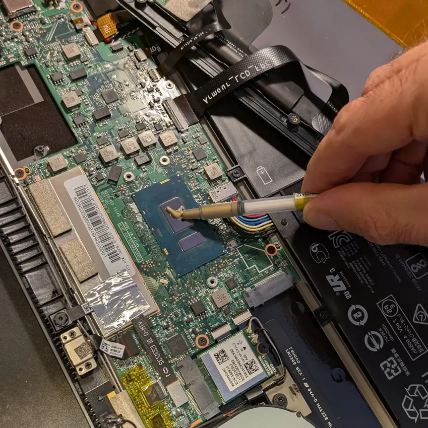 Réparation informatique sur ordinateur portable
